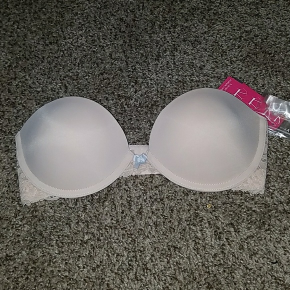 Xhilaration strapless bra Clearance